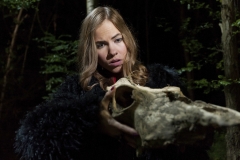 Anna og Kranie_Clean - Lad De Døde Hvile (c) 2018 PURE FICTION FILM fotograf Sune Tølløse